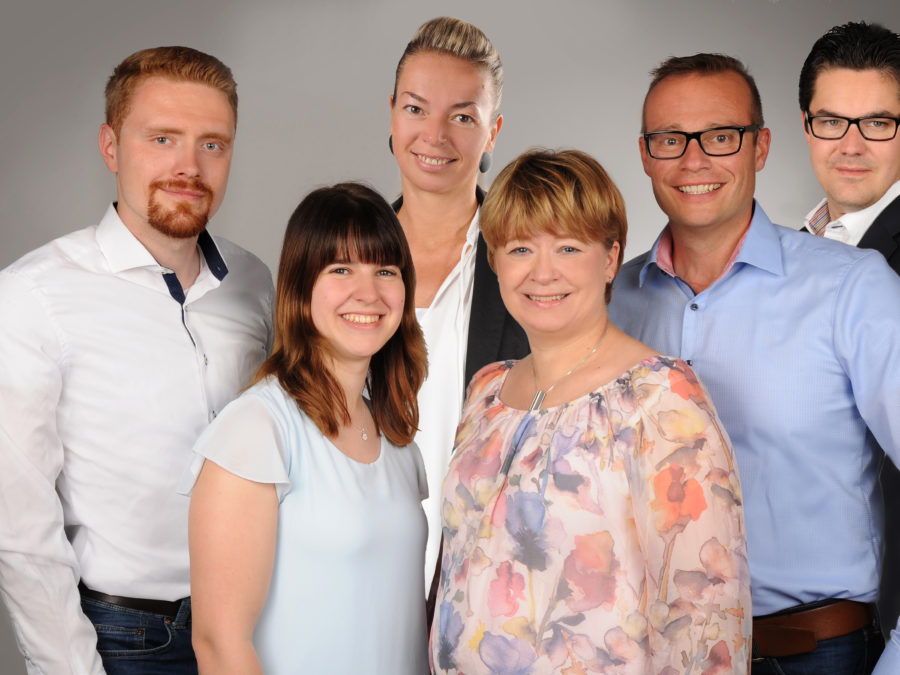 Team Finanz- und Versicherungsmakler Magdeburg